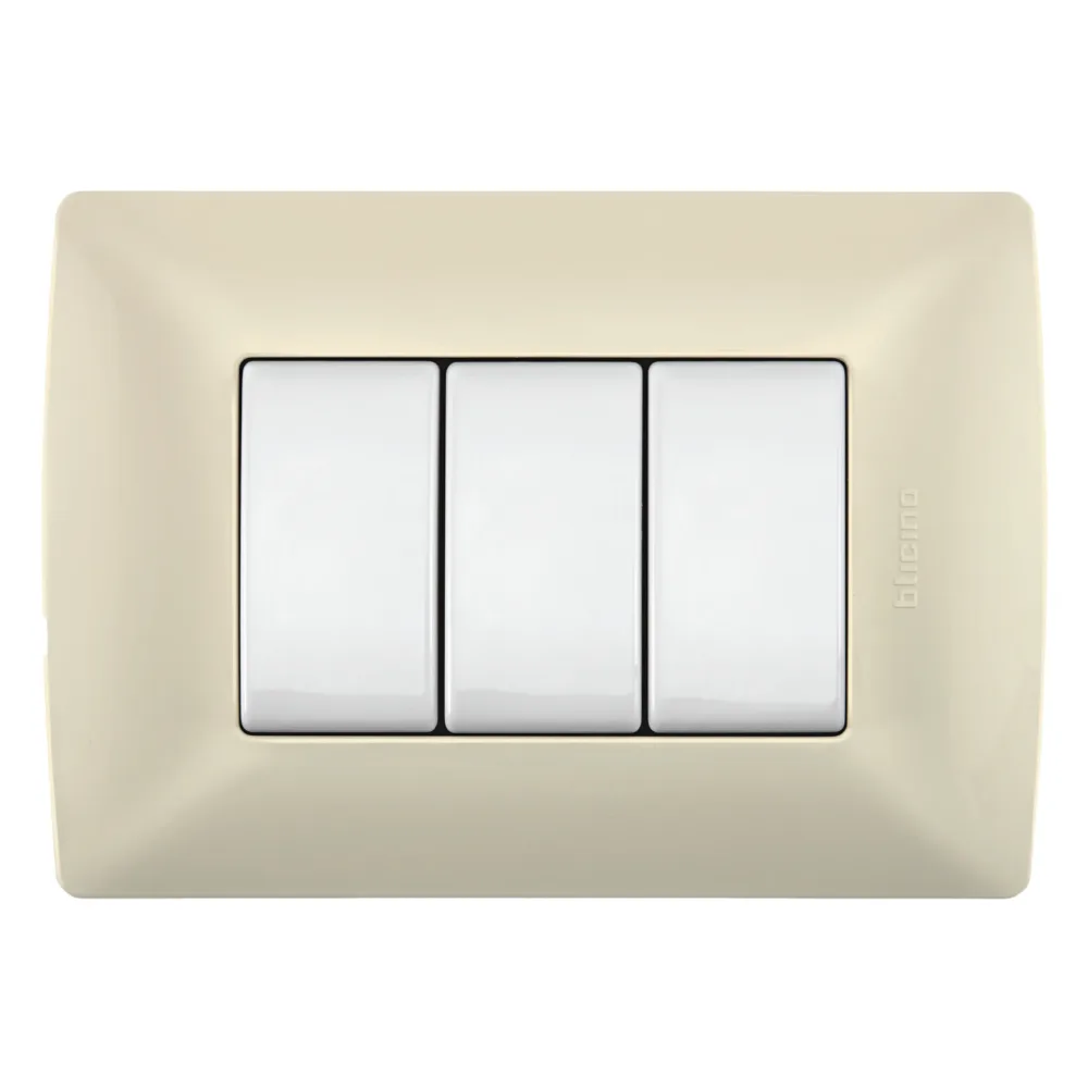 Placa marfil 3 módulos Quinziño MX QZ4803M3MA Bticino