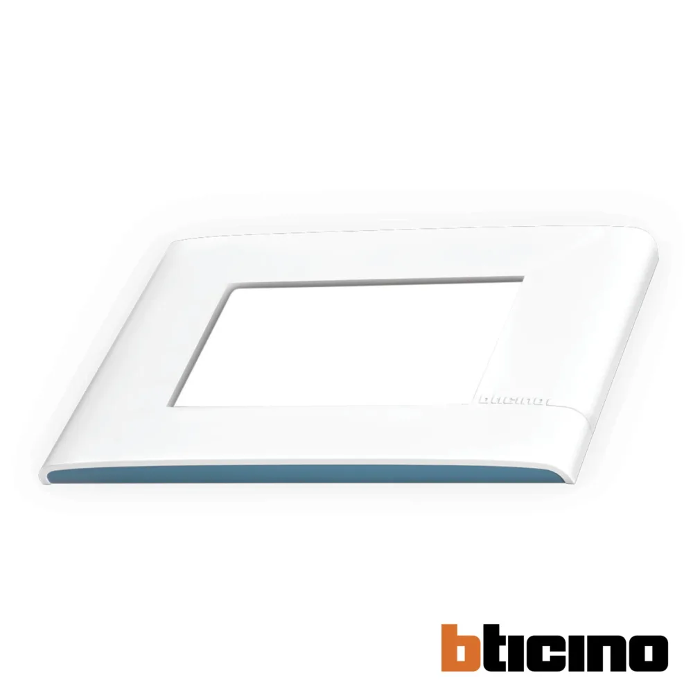 Placa blanca/aqua de 3 módulos Modus Pro Bticino