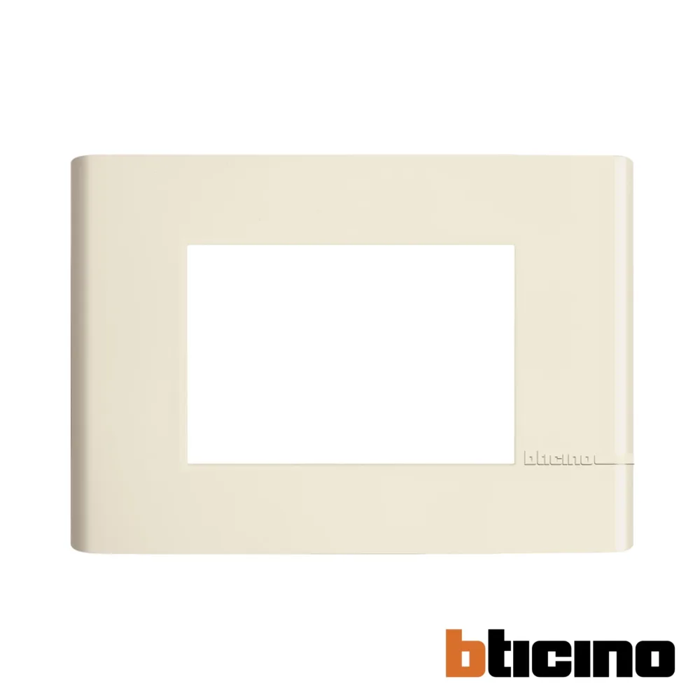 Placa marfil de 3 módulos Modus Pro Bticino