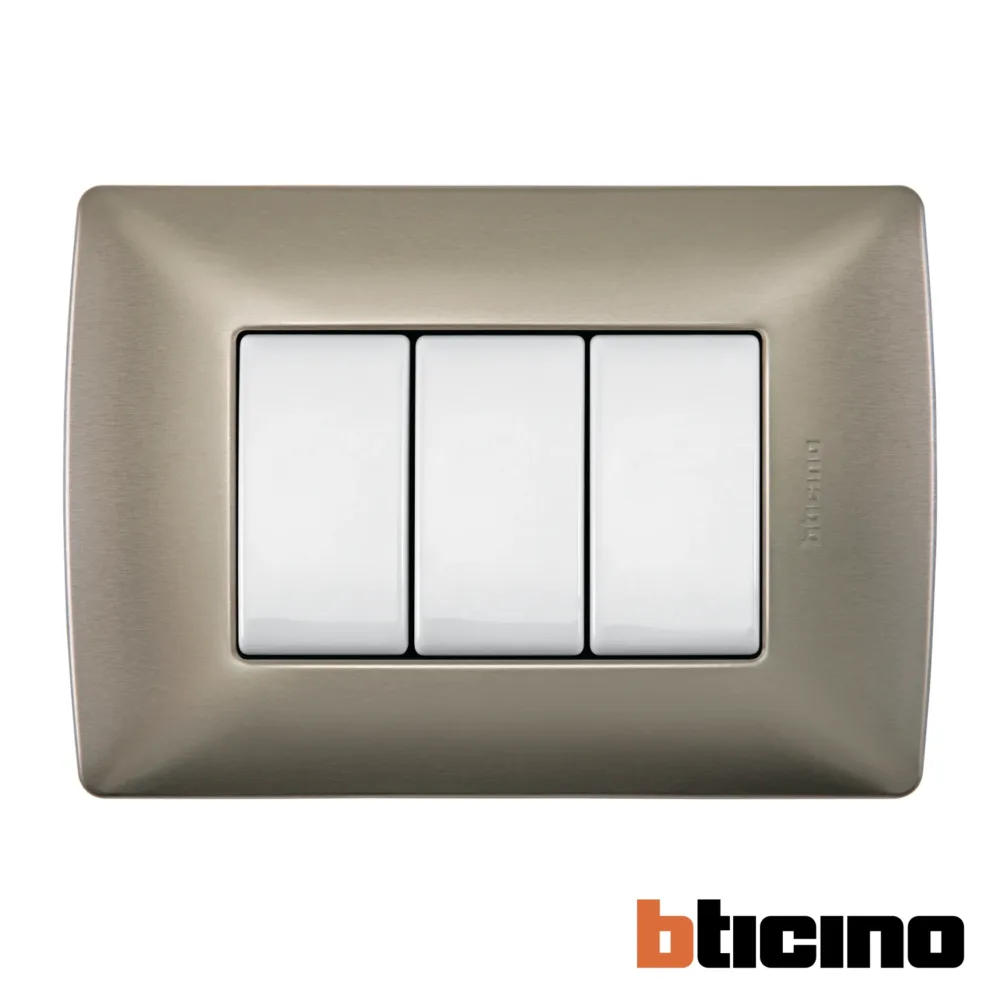 Placa perla de 3 módulos Quinziño MX Bticino