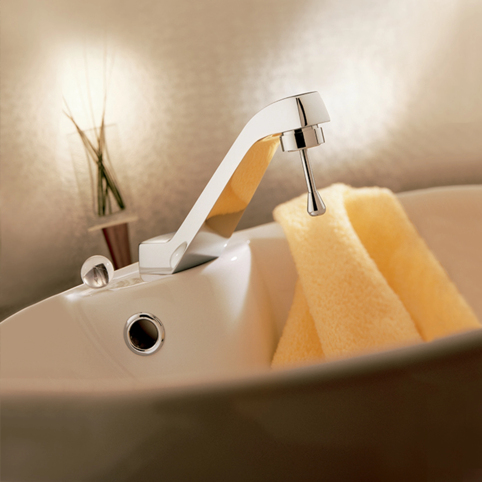 Llave economizadora para lavabo 2 L:min cromo TV105-2 – Helvex 1 Ferretería Onofre Llave economizadora para lavabo 2 L/min cromo TV105-2 - Helvex